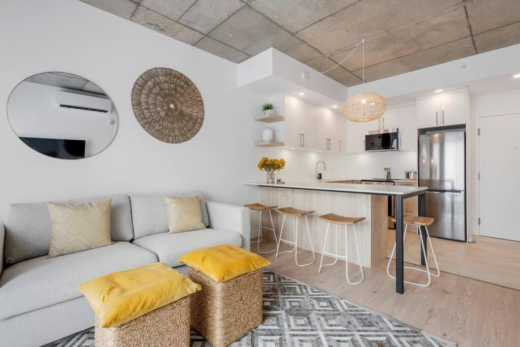 Initial / Yogi+ Parking / Centre-ville De Appartement *