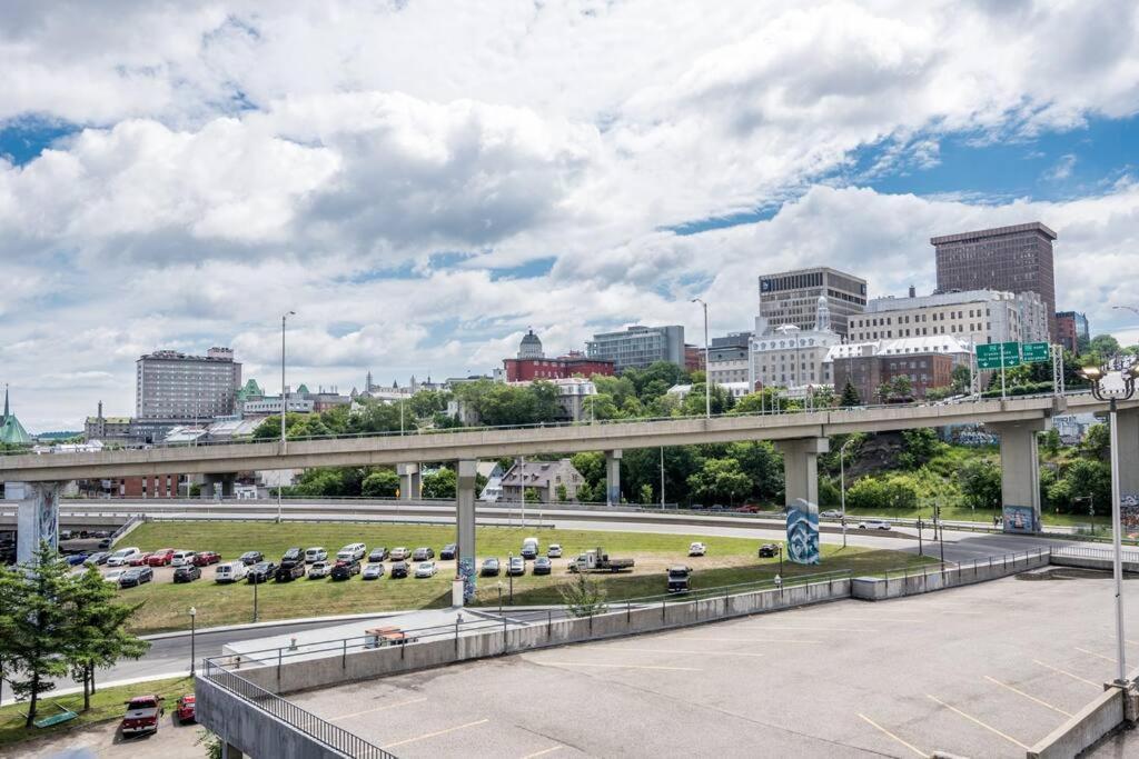 Initial / Yogi+ Parking / Centre-ville De Ville de Québec