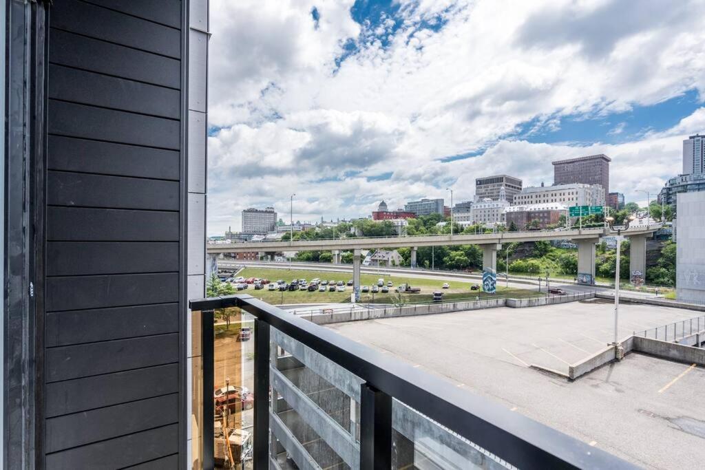 Appartement Initial / Yogi+ Parking / Centre-ville De Ville de Québec